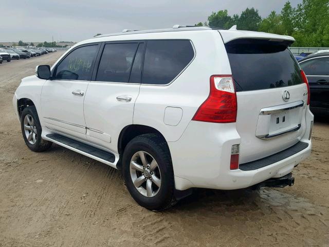 JTJJM7FX6D5056455 - 2013 LEXUS GX PREMIUM WHITE photo 3