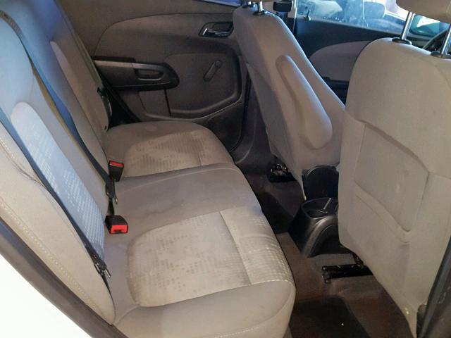 1G1JA5SH2C4173848 - 2012 CHEVROLET SONIC LS WHITE photo 6