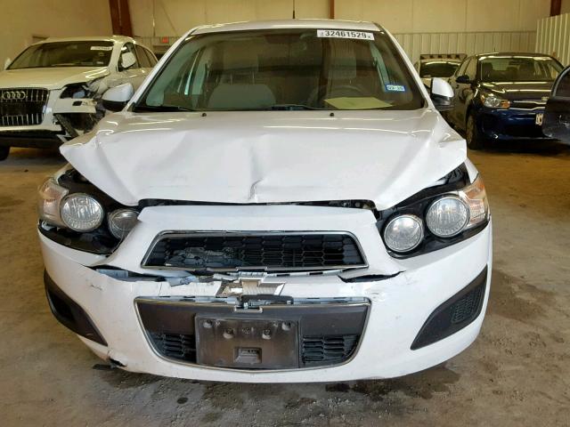 1G1JA5SH2C4173848 - 2012 CHEVROLET SONIC LS WHITE photo 9