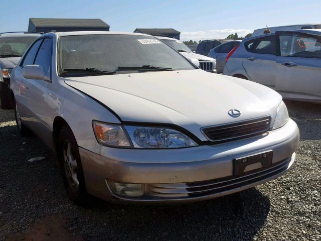 JT8BF28G2X5056568 - 1999 LEXUS ES 300 WHITE photo 1