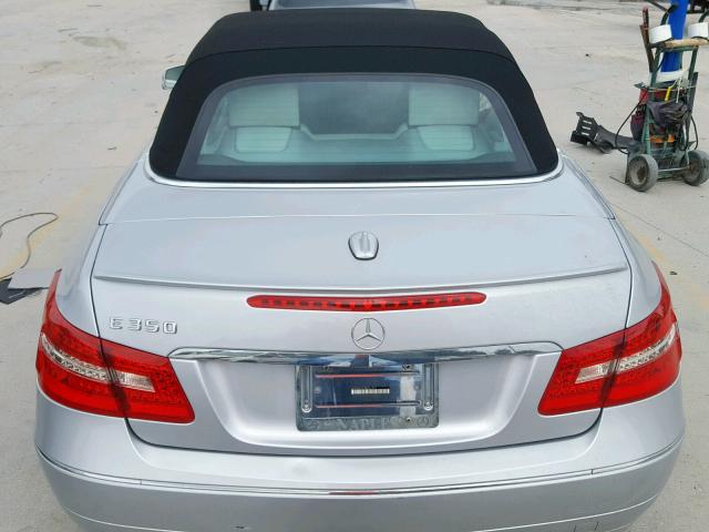 WDDKK5GF9BF061251 - 2011 MERCEDES-BENZ E 350 SILVER photo 9