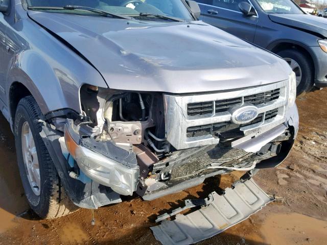 1FMCU93198KA62079 - 2008 FORD ESCAPE XLT GRAY photo 9