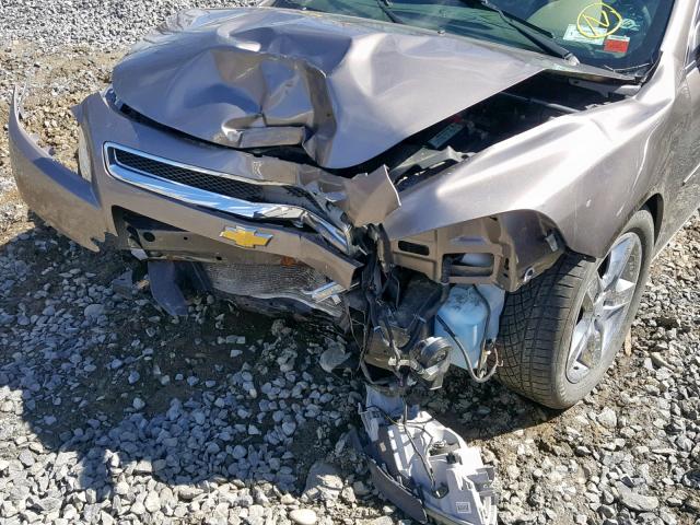 1G1ZC5EB1AF228571 - 2010 CHEVROLET MALIBU 1LT 金色 照片 9