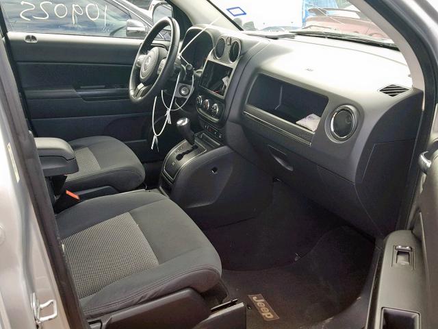 1J4NT1FB7BD190171 - 2011 JEEP COMPASS SP ვერცხლისფერი ფოტო 5