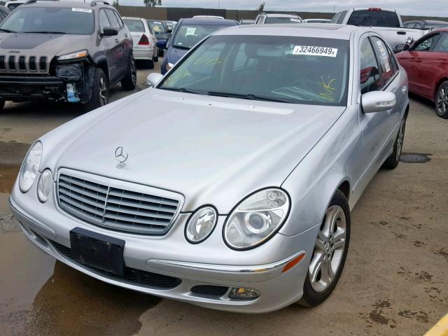 WDBUF56J66A977125 - 2006 MERCEDES-BENZ E 350 SILVER photo 2