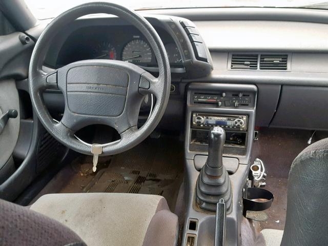 J81RF2362P7510901 - 1993 GEO STORM RED photo 9