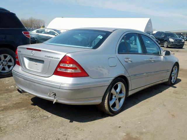 WDBRF40J44F549126 - 2004 MERCEDES-BENZ C 230K SPO SILVER photo 4