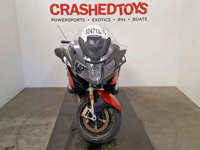 WB10A1300JZ467119 - 2018 BMW R1200 RT RED photo 2
