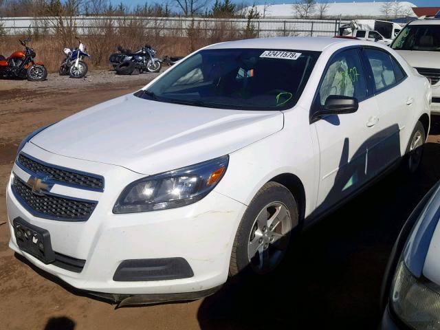 1G11B5SA5DF191640 - 2013 CHEVROLET MALIBU LS WHITE photo 2