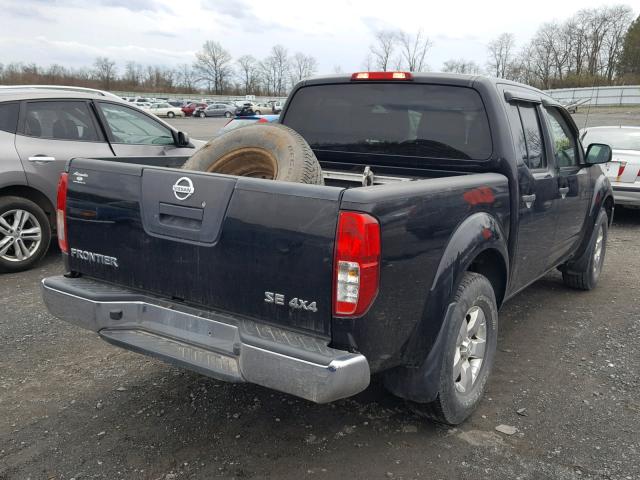 1N6AD07W79C414114 - 2009 NISSAN FRONTIER C BLACK photo 4