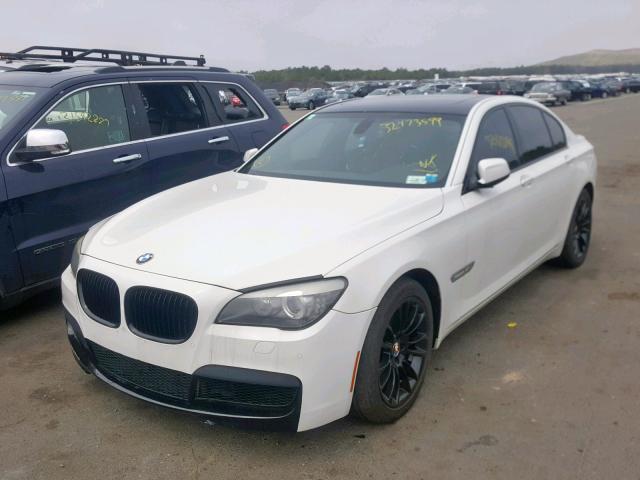 WBAKC6C5XBC394616 - 2011 BMW ALPINA B7 WHITE photo 2