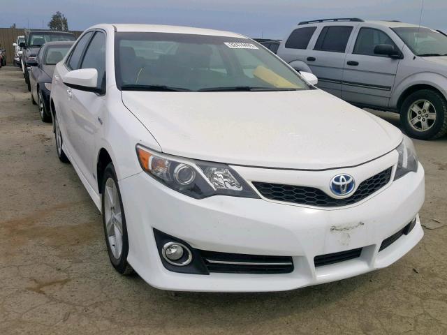 4T1BD1FK5EU136339 - 2014 TOYOTA CAMRY HYBR WHITE photo 1