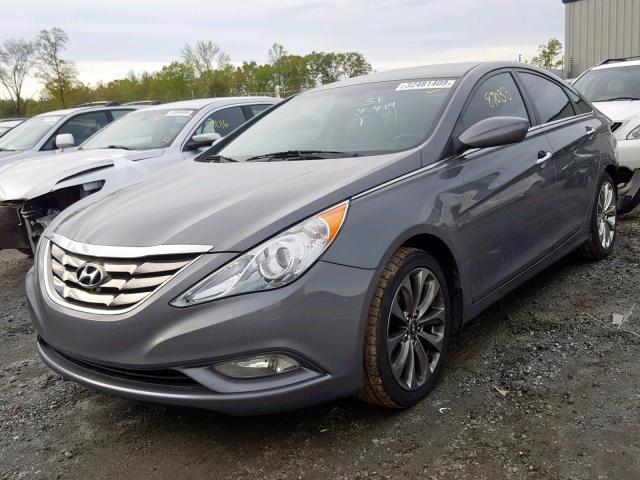 5NPEC4AC9DH634915 - 2013 HYUNDAI SONATA SE GRAY photo 2