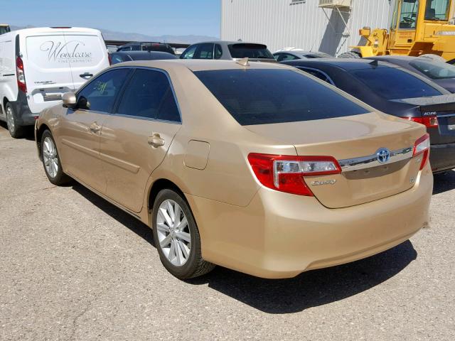 4T1BD1FK7CU056585 - 2012 TOYOTA CAMRY HYBR GOLD photo 3