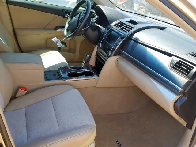 4T1BD1FK7CU056585 - 2012 TOYOTA CAMRY HYBR GOLD photo 5