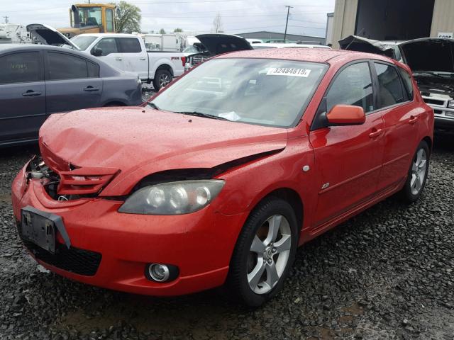 JM1BK143061520845 - 2006 MAZDA 3 HATCHBAC RED photo 2