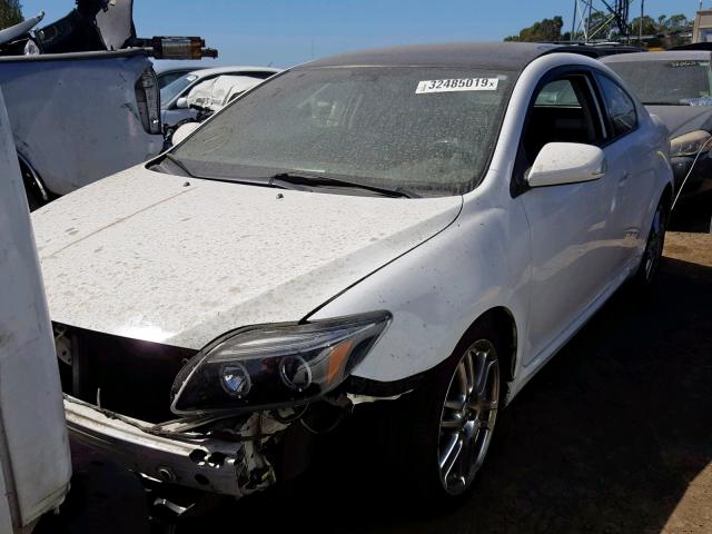 JTKDE167780231415 - 2008 TOYOTA SCION TC WHITE photo 2