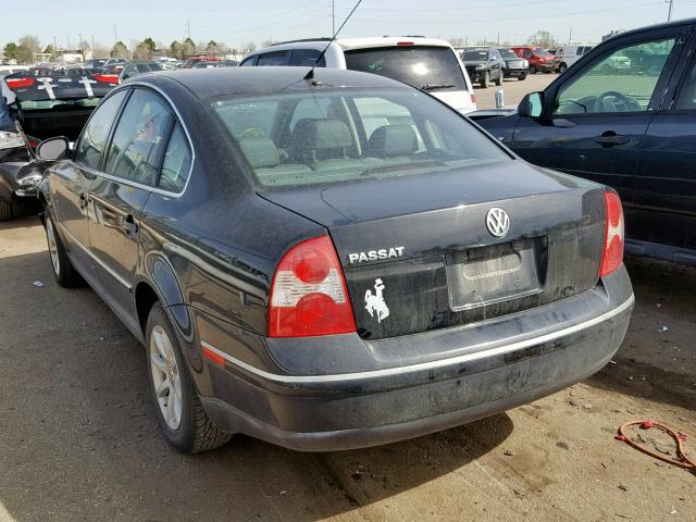 WVWPD63B94E269710 - 2004 VOLKSWAGEN PASSAT GLS BLACK photo 3