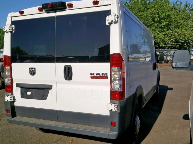 3C6TRVAG7JE103024 - 2018 RAM PROMASTER WHITE photo 4