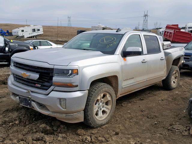 3GCUKREC1JG101497 - 2018 CHEVROLET SILVERADO SILVER photo 2