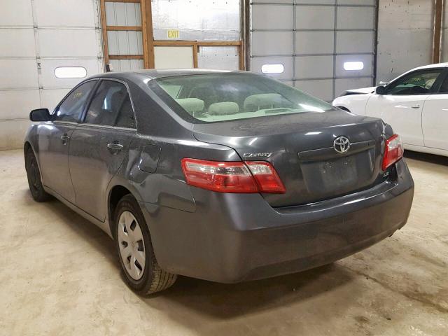 4T4BE46KX8R021681 - 2008 TOYOTA CAMRY CE GRAY photo 3
