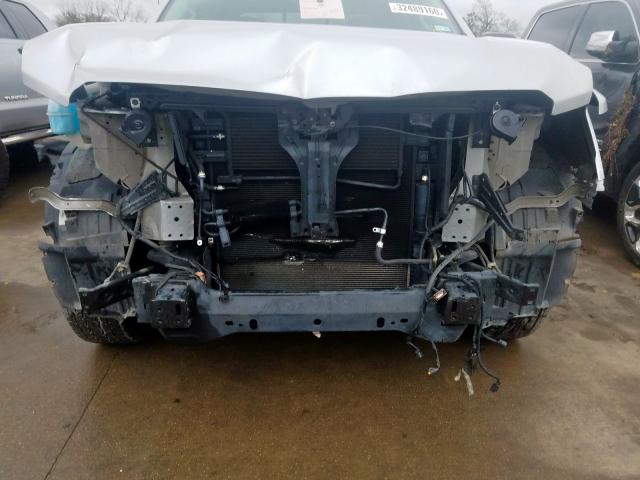 1N6AA1EJ3JN533423 - 2018 NISSAN TITAN S  photo 9