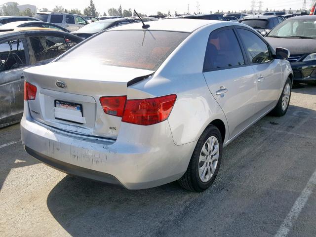 KNAFU4A26B5334168 - 2011 KIA FORTE EX SILVER photo 4