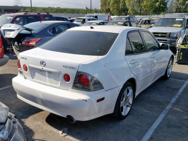 JTHBD182310030988 - 2001 LEXUS IS 300 WHITE photo 4