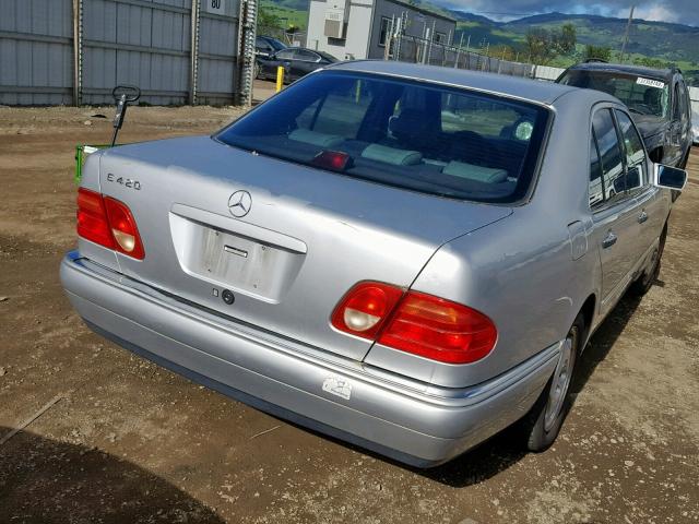 WDBJF72F6VA551840 - 1997 MERCEDES-BENZ E 420 SILVER photo 4