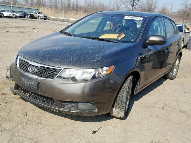 KNAFU5A20B5358570 - 2011 KIA FORTE EX GRAY photo 2