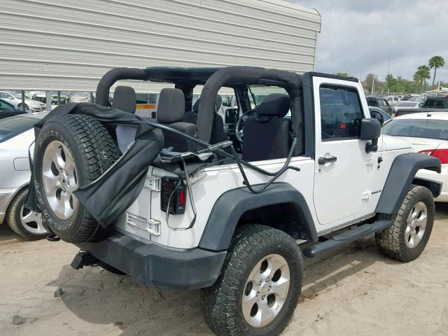 1C4AJWAG5CL273051 - 2012 JEEP WRANGLER S WHITE photo 4