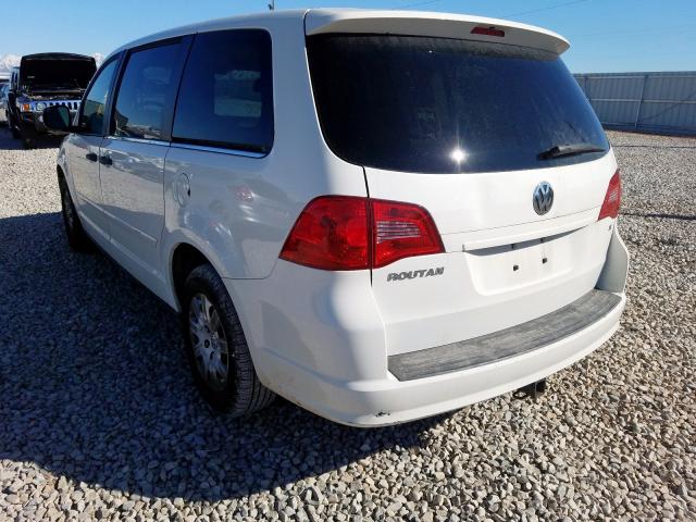 2V4RW4D18AR163654 - 2010 VOLKSWAGEN ROUTAN S  photo 3