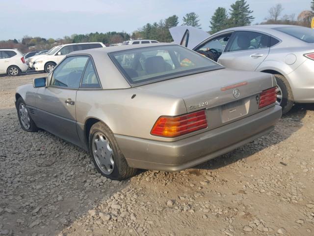 WDBFA63E2SF122665 - 1995 MERCEDES-BENZ SL 320 BEIGE photo 3