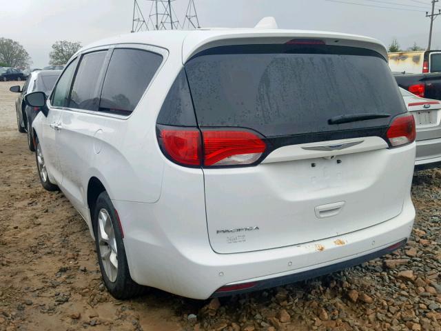 2C4RC1BG2HR777456 - 2017 CHRYSLER PACIFICA T WHITE photo 3