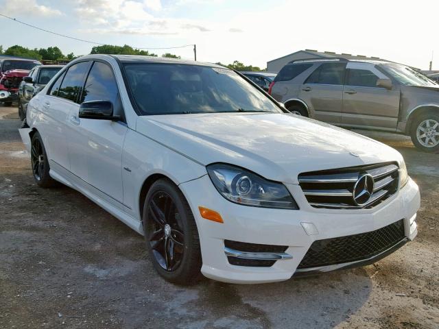 WDDGF4HB2CA620928 - 2012 MERCEDES-BENZ C 250 WHITE photo 1