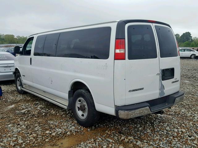 1GAHG39U431131378 - 2003 CHEVROLET EXPRESS G3 WHITE photo 3