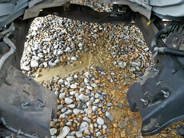 1GAHG39U431131378 - 2003 CHEVROLET EXPRESS G3 WHITE photo 9