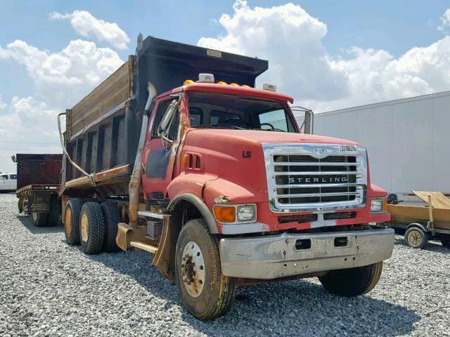 2FZHAZAS13AK86425 - 2003 STERLING TRUCK LT 9500 RED photo 1