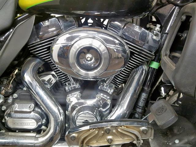 1HD1KEM18BB646052 - 2011 HARLEY-DAVIDSON FLHTK GREEN photo 5