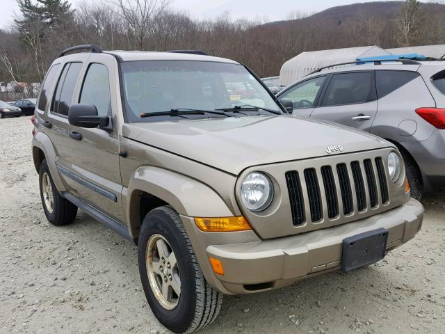 1J4GL38K75W638127 - 2005 JEEP LIBERTY RE TAN photo 1