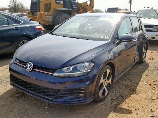 3VW447AU4JM285913 - 2018 VOLKSWAGEN GTI S/SE BLUE photo 2