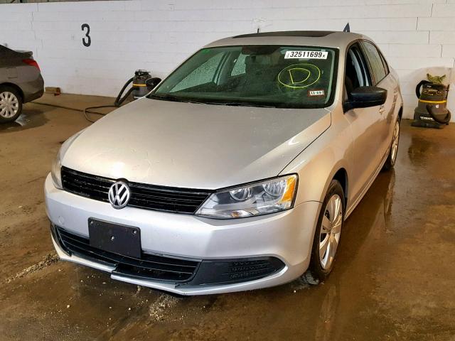 3VW2K7AJ0CM354800 - 2012 VOLKSWAGEN JETTA BASE SILVER photo 2