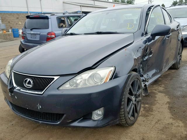 JTHCK262965002495 - 2006 LEXUS IS 250 BLACK photo 2