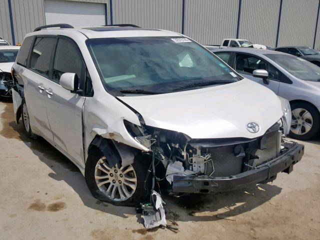 5TDYK3DC9FS684815 - 2015 TOYOTA SIENNA XLE WHITE photo 1