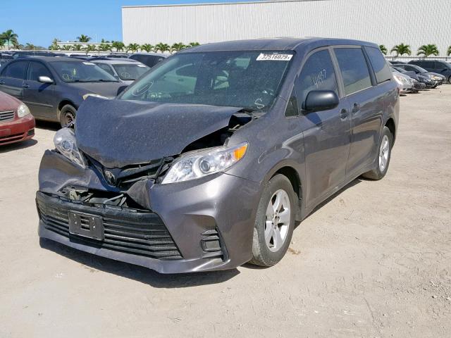 5TDZZ3DC3JS931366 - 2018 TOYOTA SIENNA L GRAY photo 2