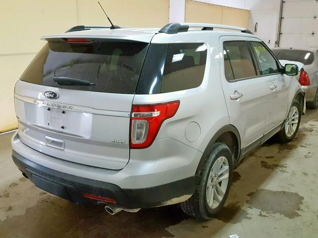 1FMHK8D89CGA43996 - 2012 FORD EXPLORER X SILVER photo 4