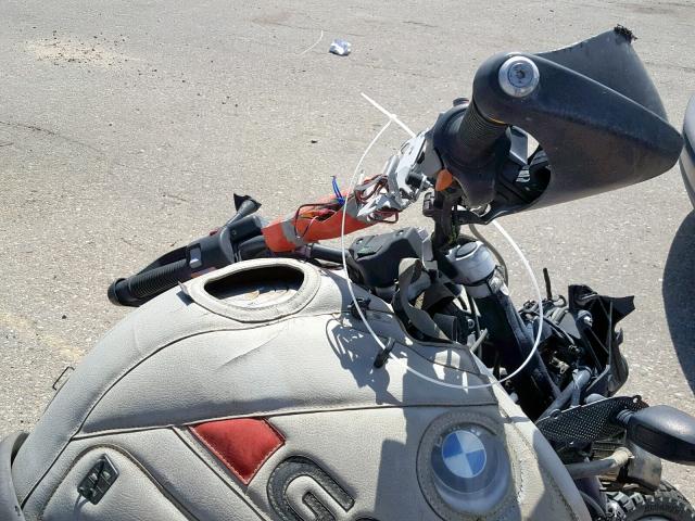 WB10492AX4ZH31079 - 2004 BMW R1150 GS A SILVER photo 5