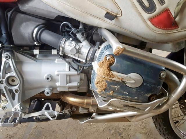 WB10492AX4ZH31079 - 2004 BMW R1150 GS A SILVER photo 7