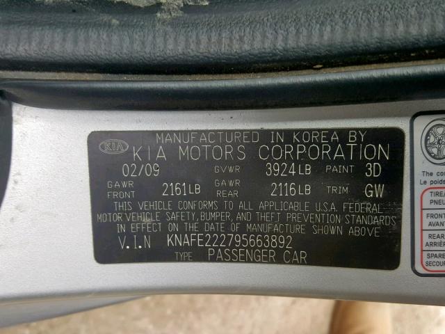 KNAFE222795663892 - 2009 KIA SPECTRA EX SILVER photo 10