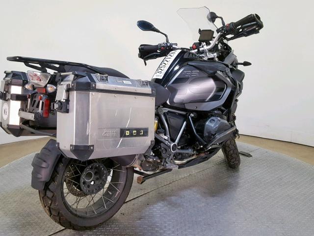 WB10A1202HZ667236 - 2017 BMW R1200 GS A BLACK photo 8